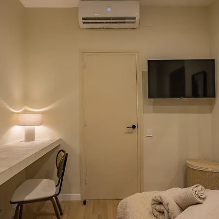 Bright In * Βαρκελώνη